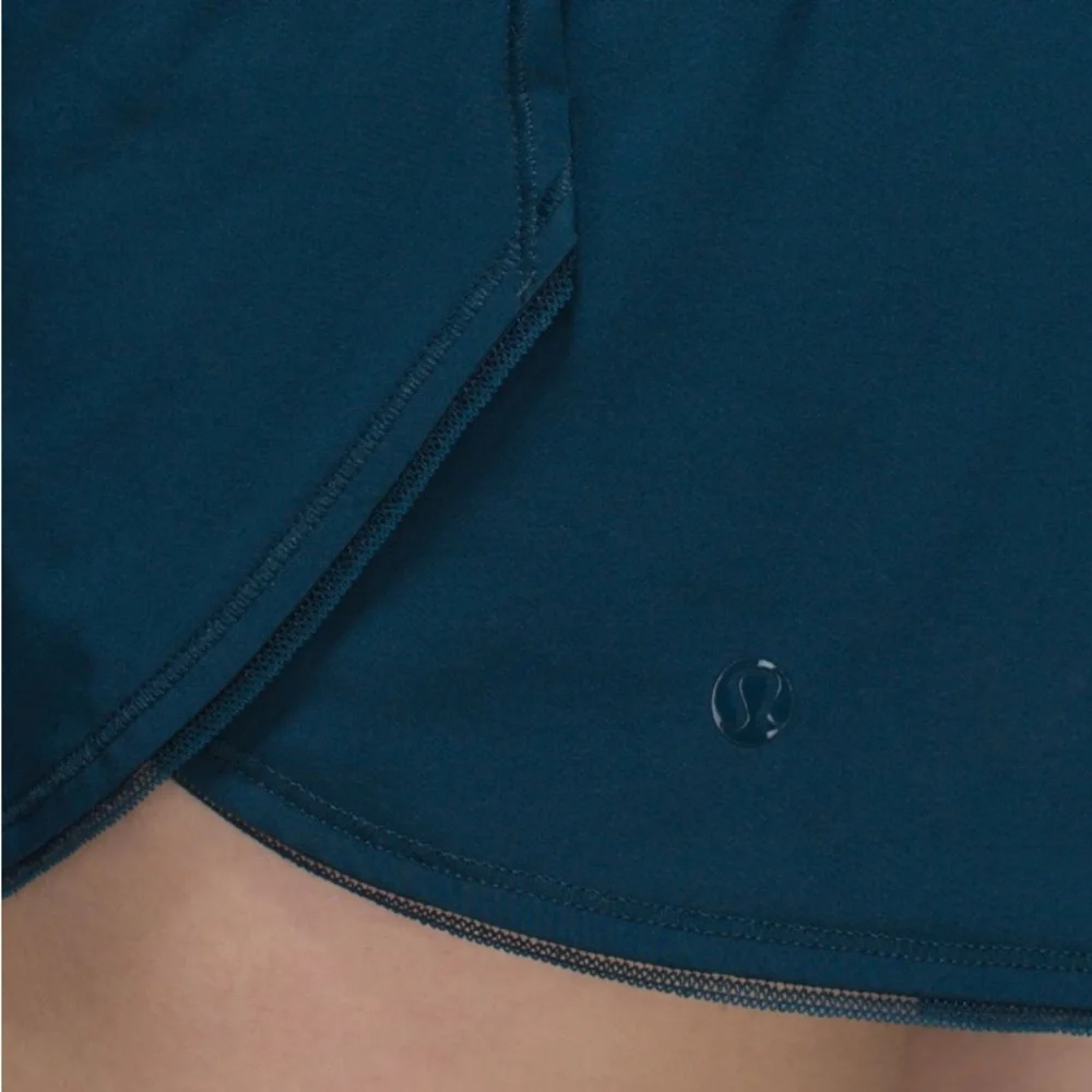 Lululemon Seek The Heat Short